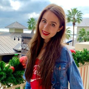 Meet your Posher, Lauren